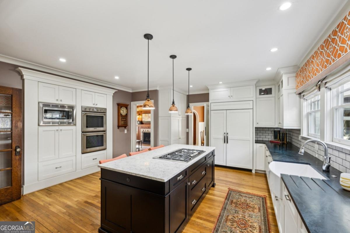 1666 Johnson Road Atlanta - 25