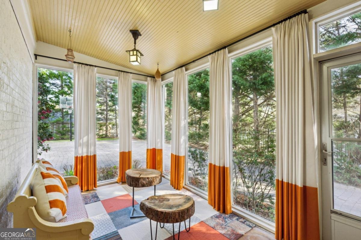 1666 Johnson Road Atlanta - 35