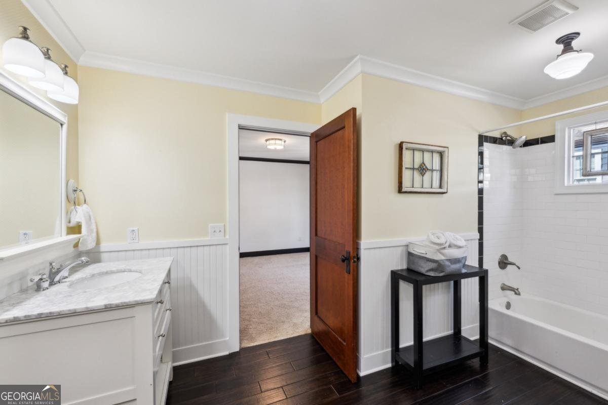 1666 Johnson Road Atlanta - 61