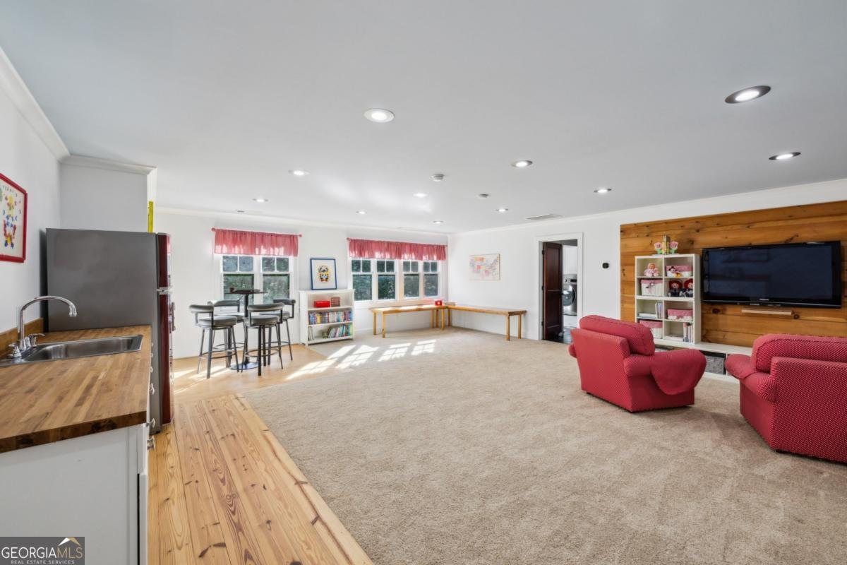 1666 Johnson Road Atlanta - 64