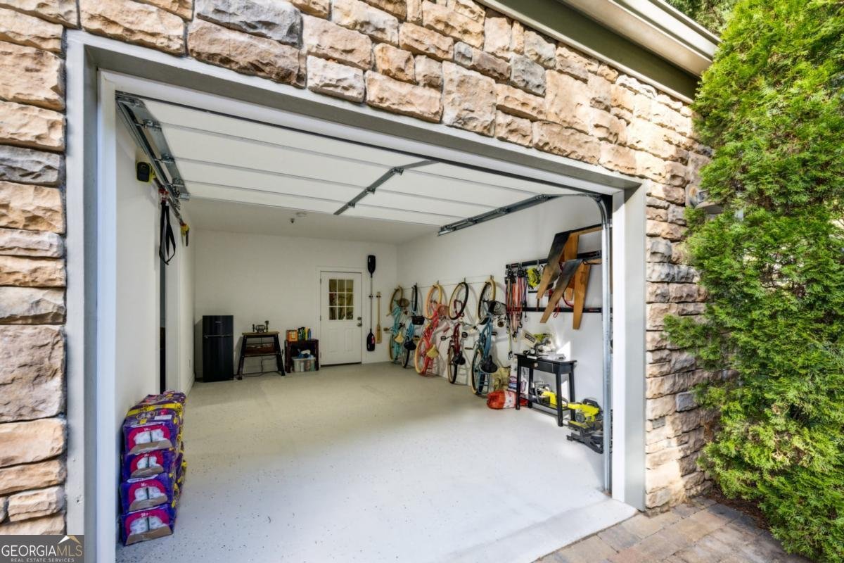 1666 Johnson Road Atlanta - 70