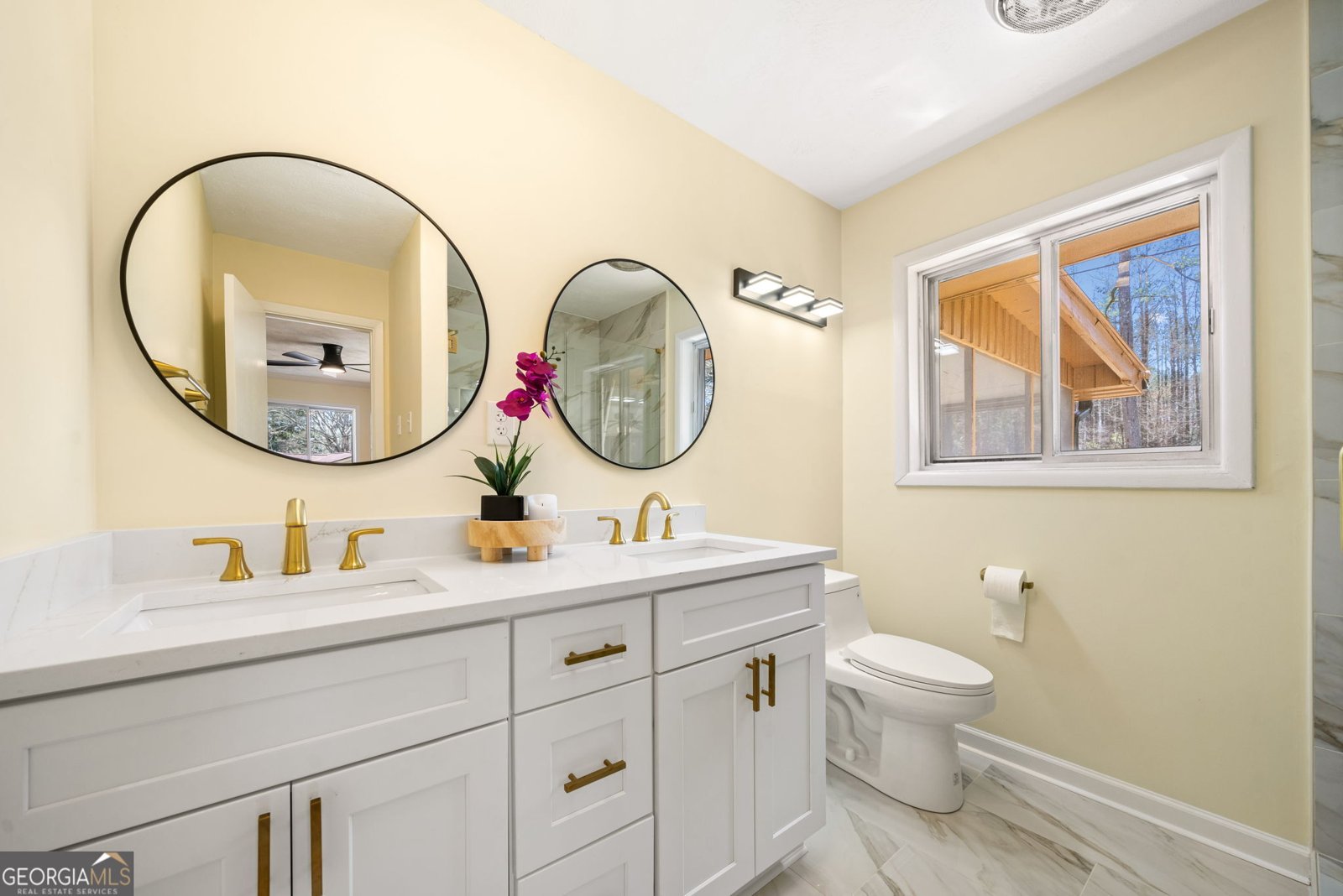 4562 Anderson Livsey Lane Snellville - 28