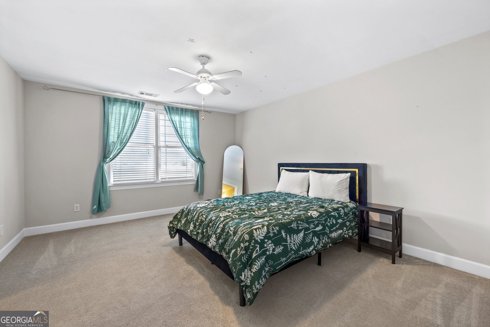 100 Annes Lane Sharpsburg - 28