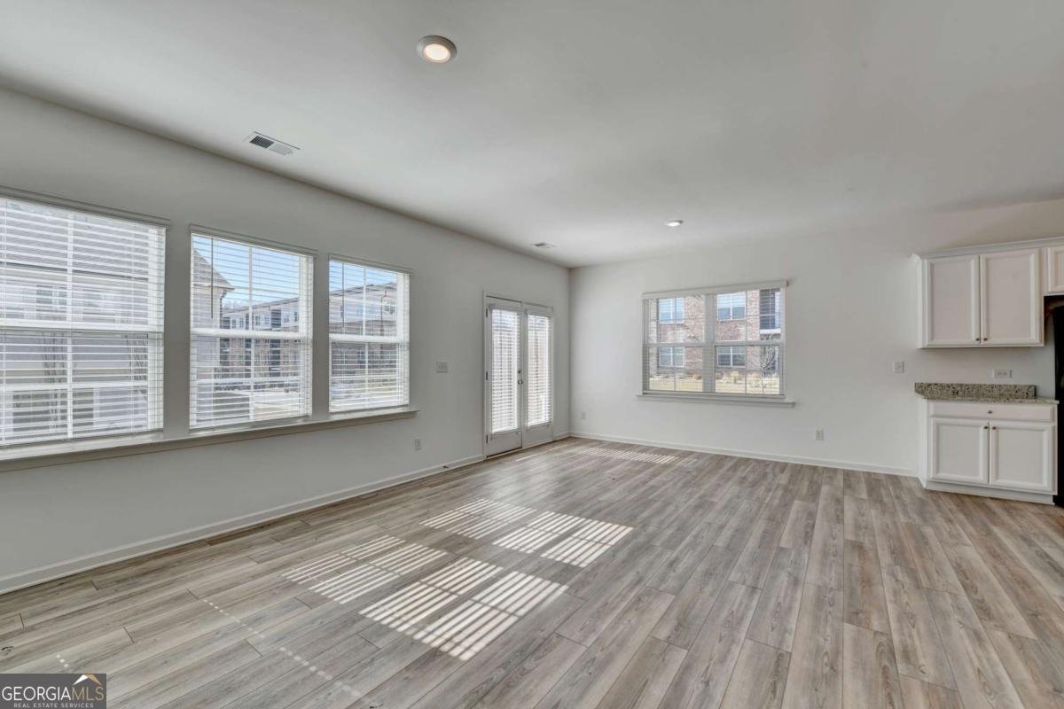 2054 Hickman Walk Suwanee - 6