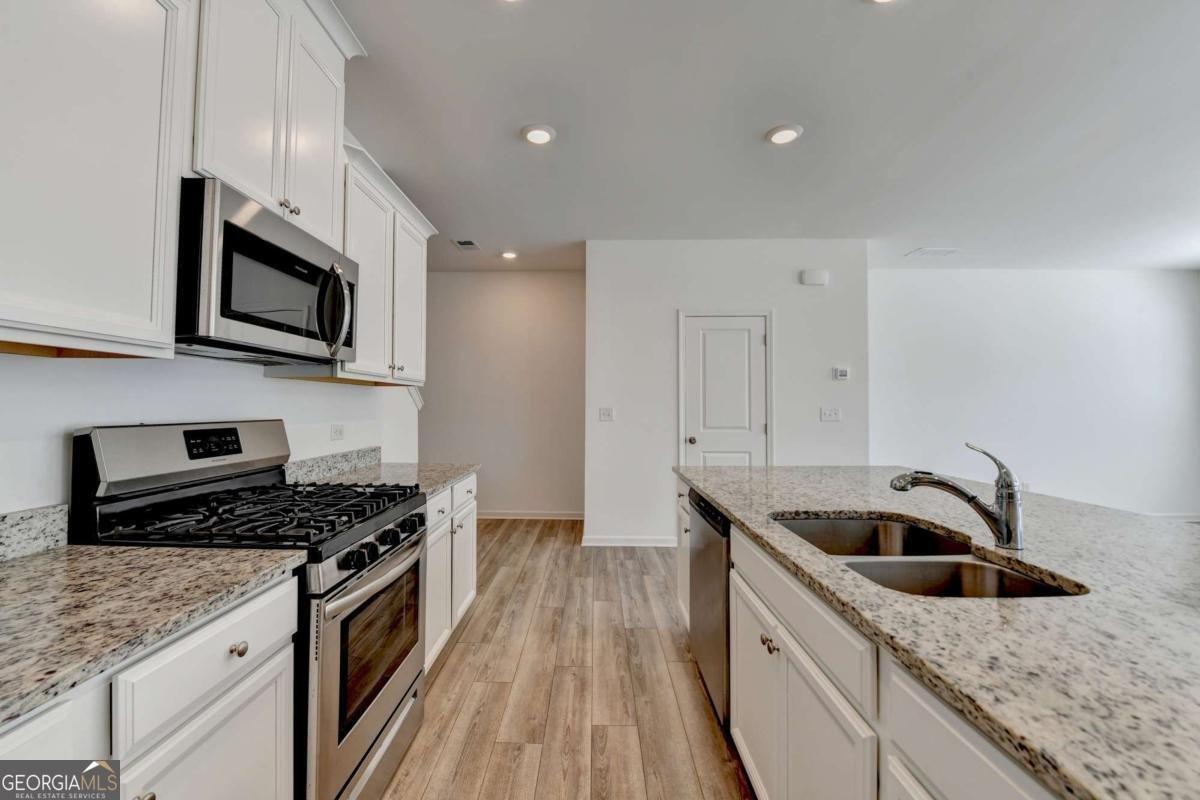 2054 Hickman Walk Suwanee - 8