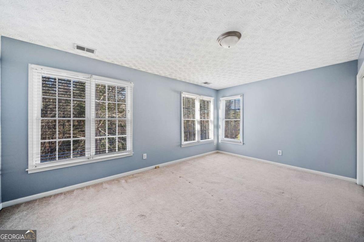 1039 Ashfern Walk Woodstock - 26