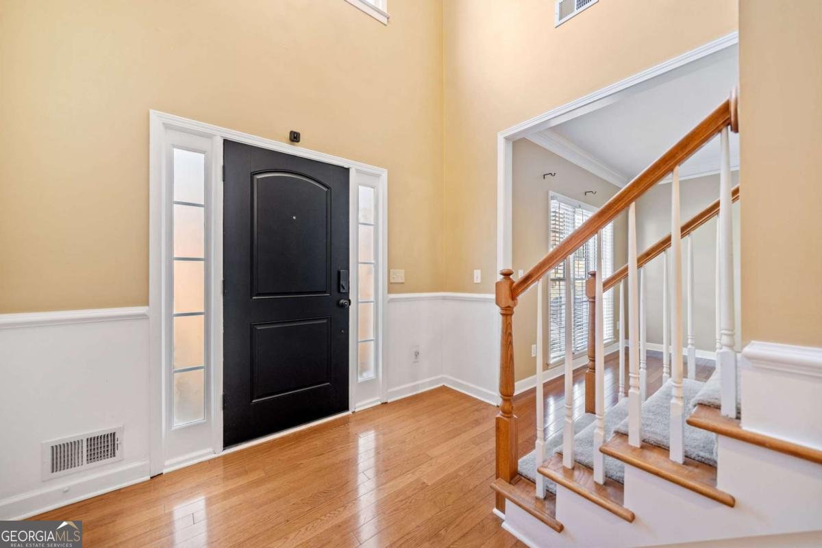 1039 Ashfern Walk Woodstock - 4