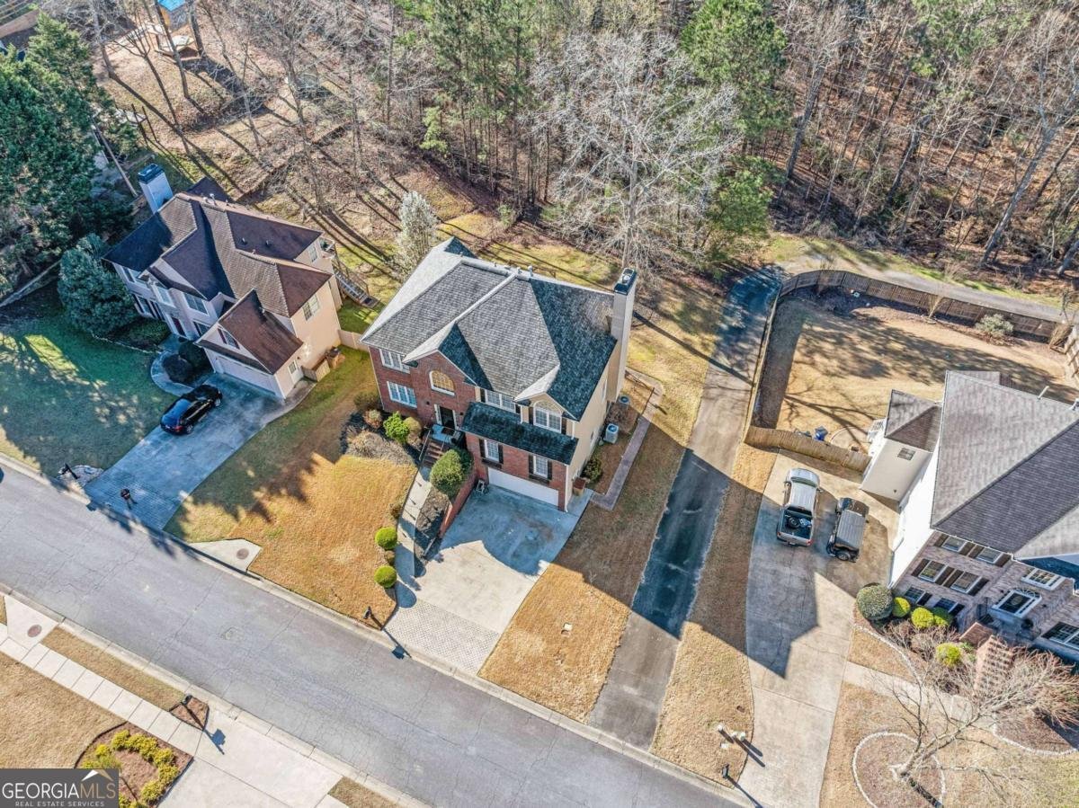 1039 Ashfern Walk Woodstock - 48