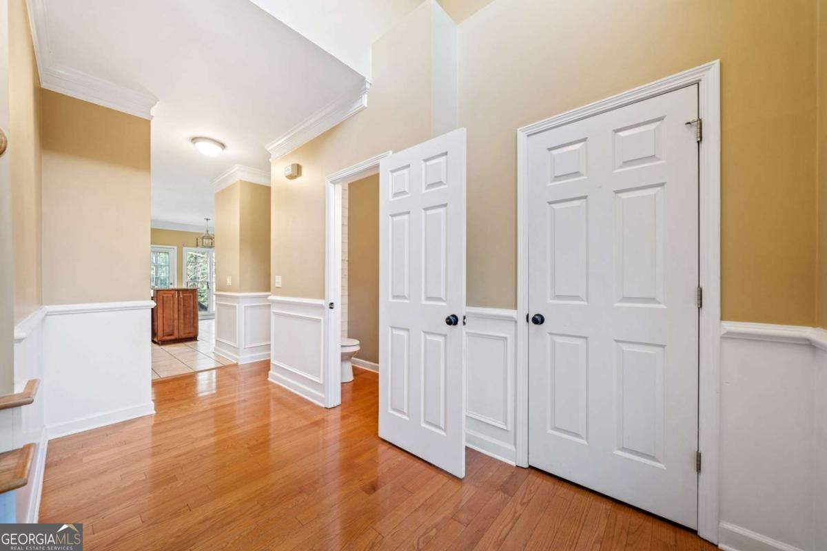 1039 Ashfern Walk Woodstock - 6