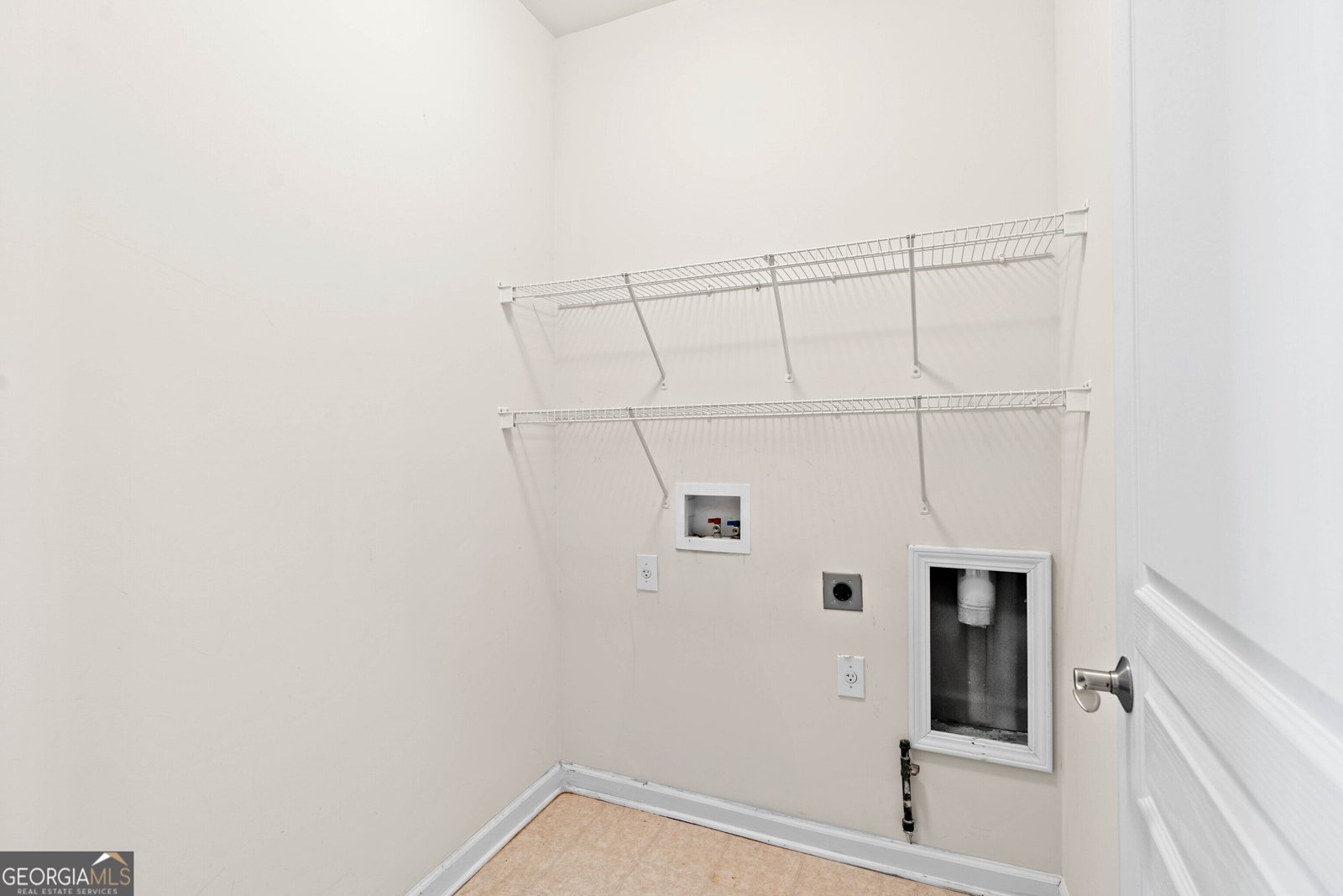 1555 Diplomat Drive Cumming - 21