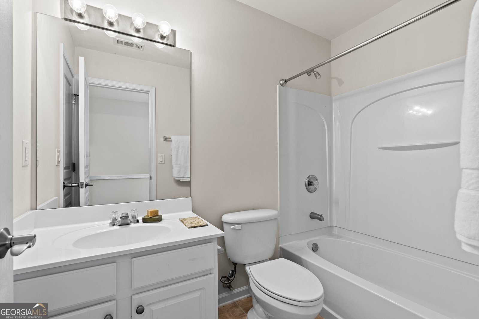 1555 Diplomat Drive Cumming - 35