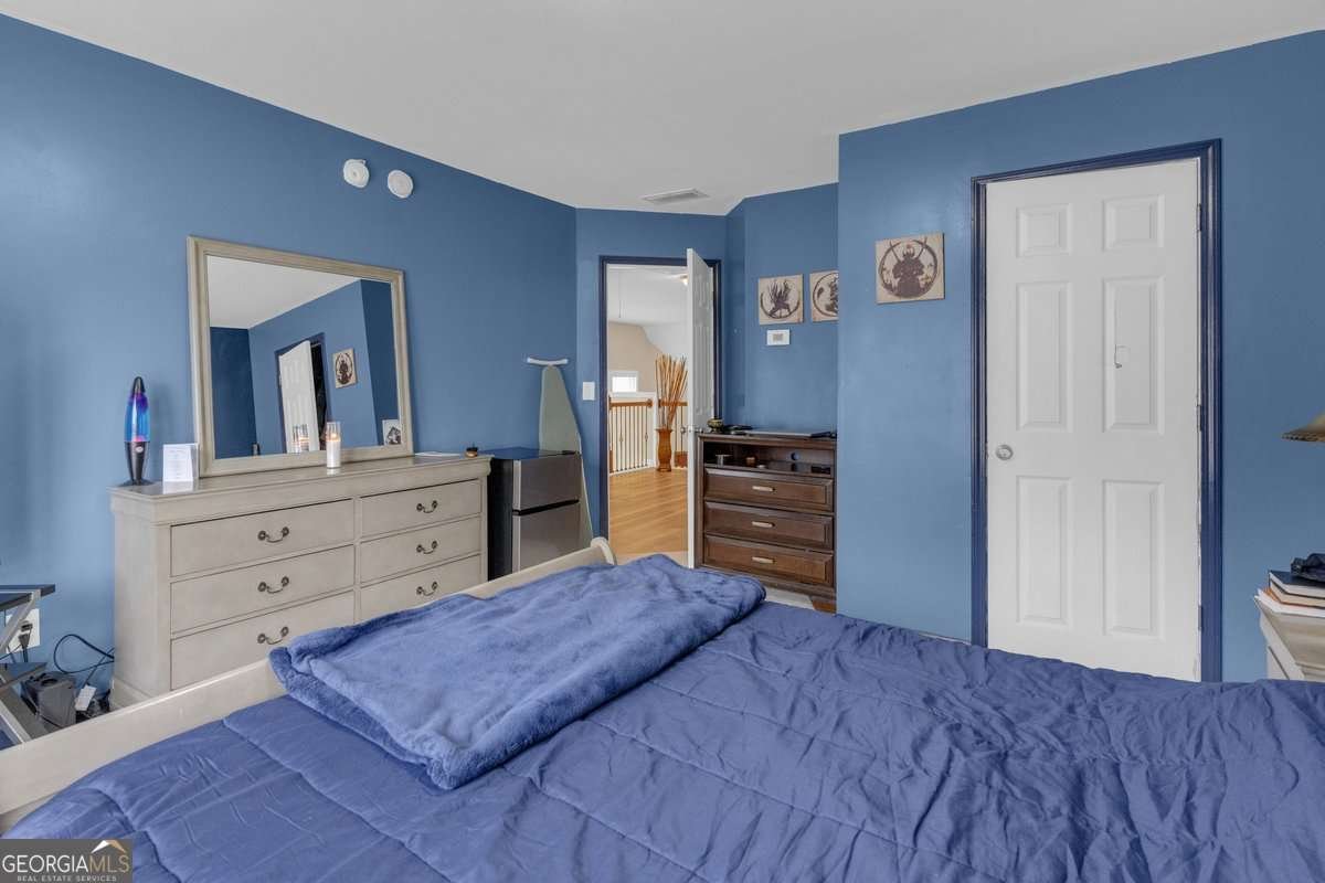 3919 Teal Circle Powder Springs - 24