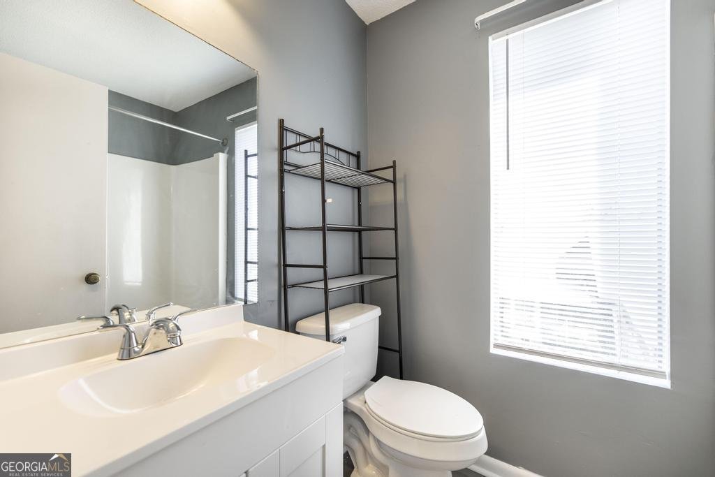 127 Stoneridge Drive Warner Robins - 24