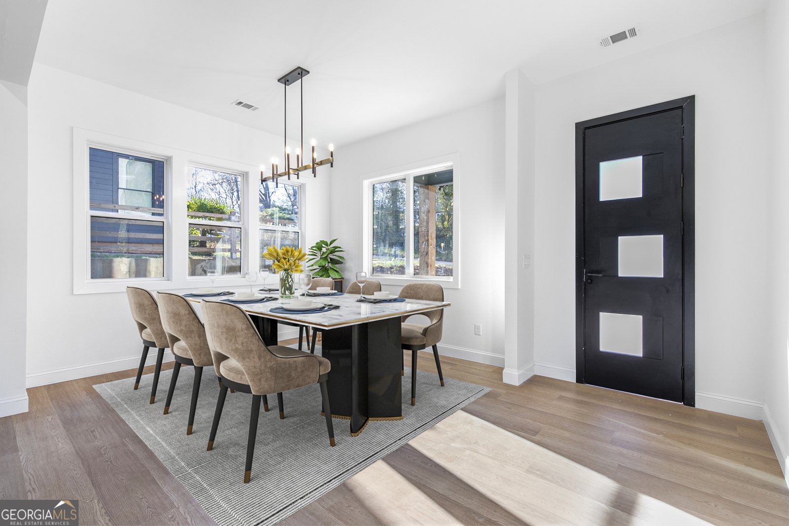 1247 Bridges Avenue Atlanta - 4