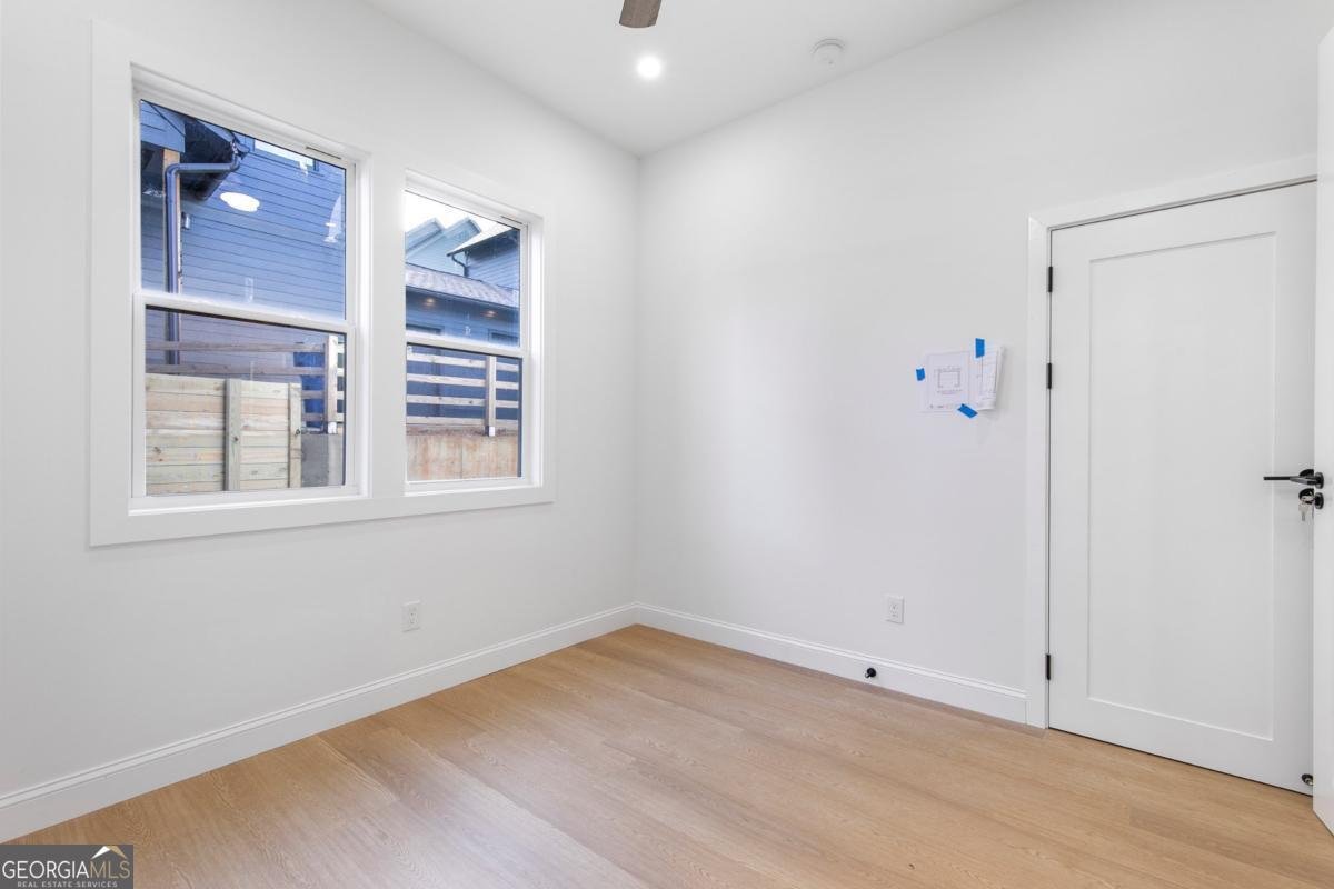 1247 Bridges Avenue Atlanta - 14