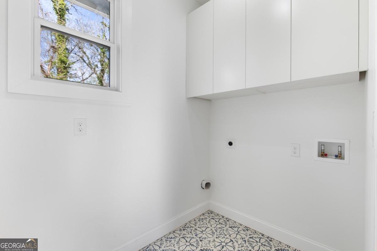 1247 Bridges Avenue Atlanta - 16