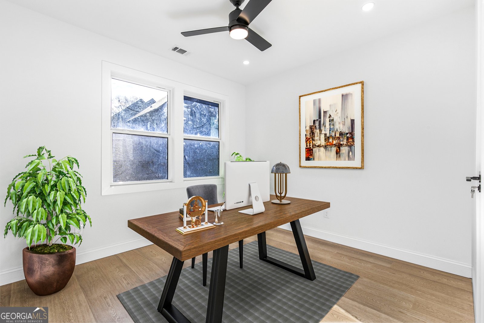 1247 Bridges Avenue Atlanta - 9
