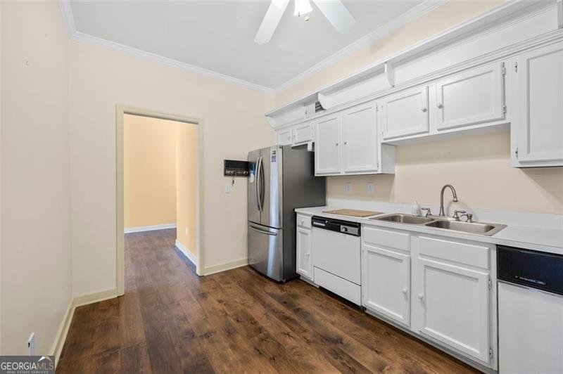 303 BRANDYWINE Circle Atlanta - 21