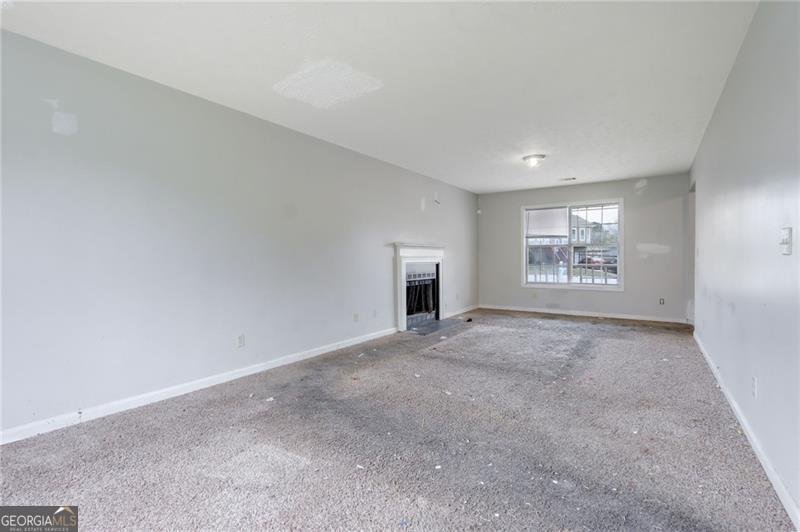 864 Oakhill Court Stone Mountain - 3