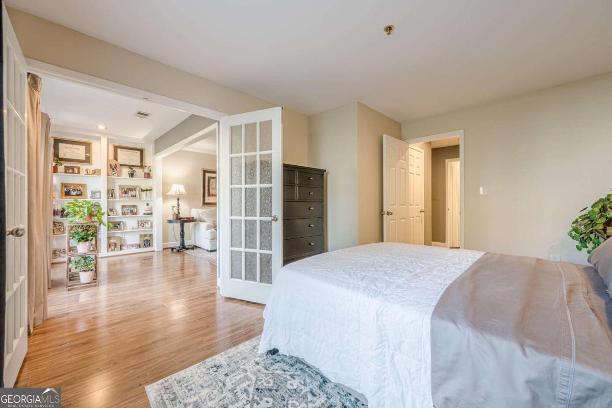 3201 Lenox Road Atlanta - 19