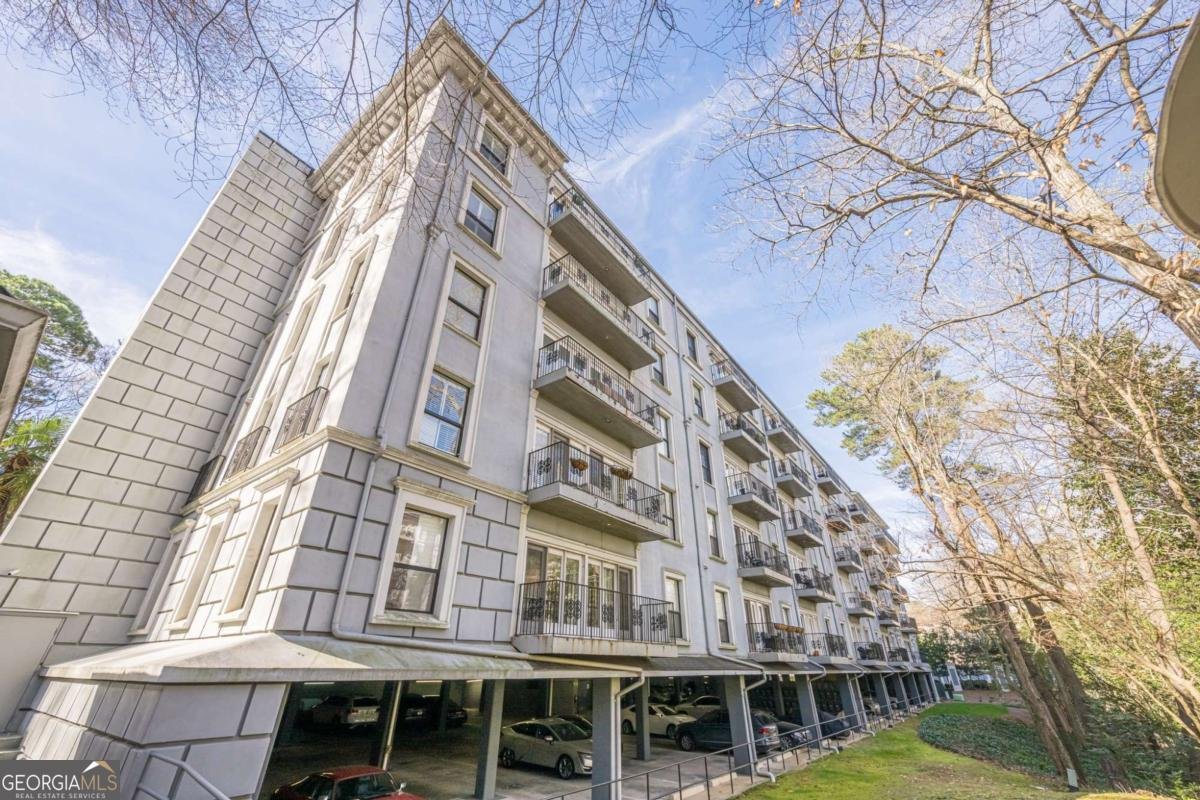 3201 Lenox Road Atlanta - 36