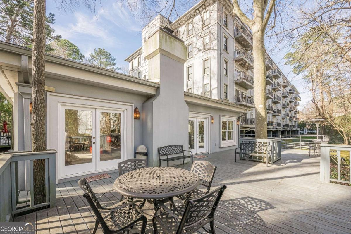 3201 Lenox Road Atlanta - 40