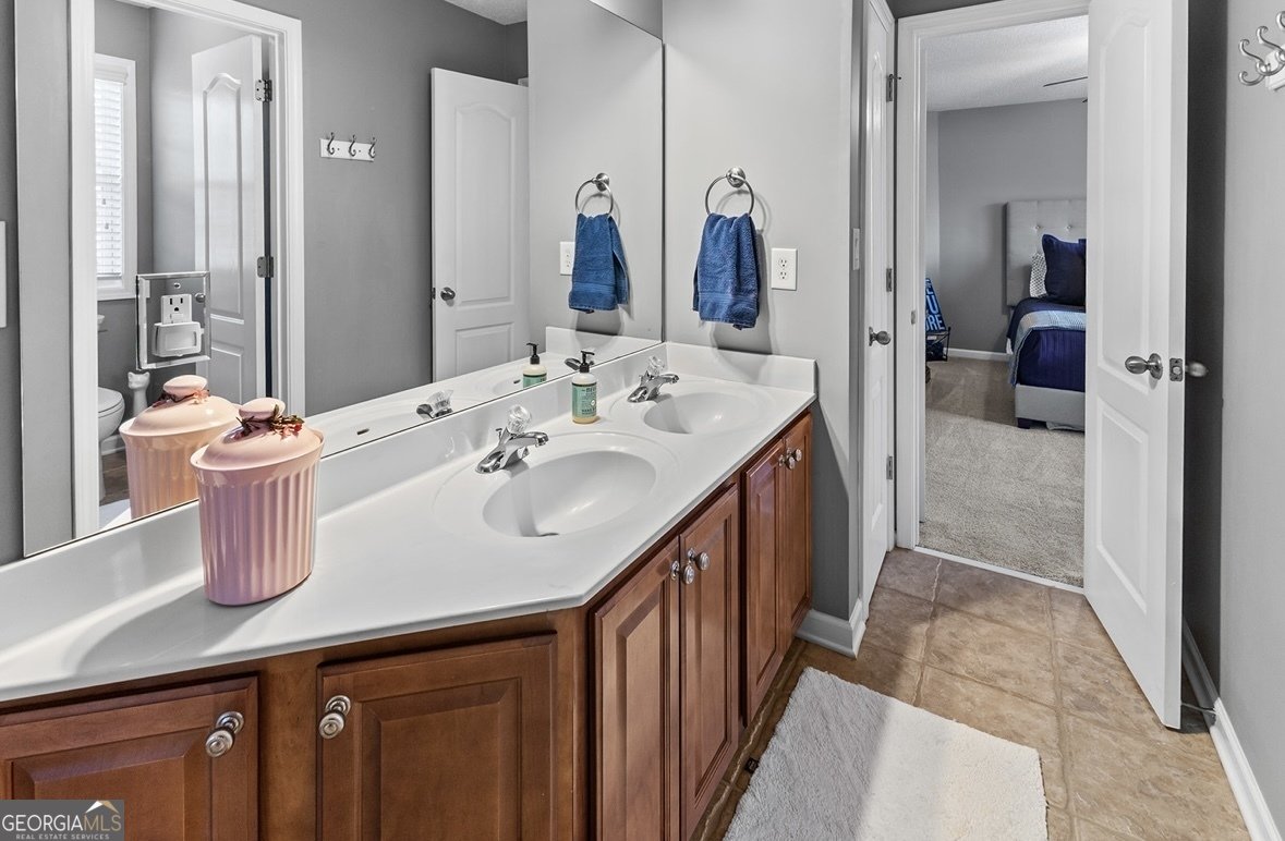 310 Persimmon Drive Sharpsburg - 36