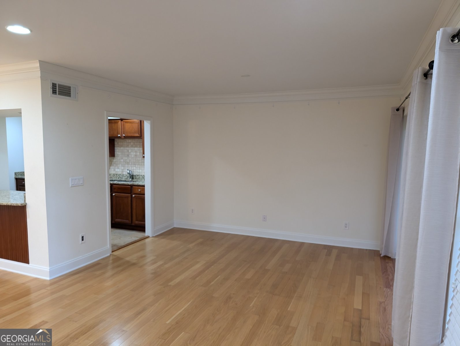 6980 ROSWELL Atlanta - 12