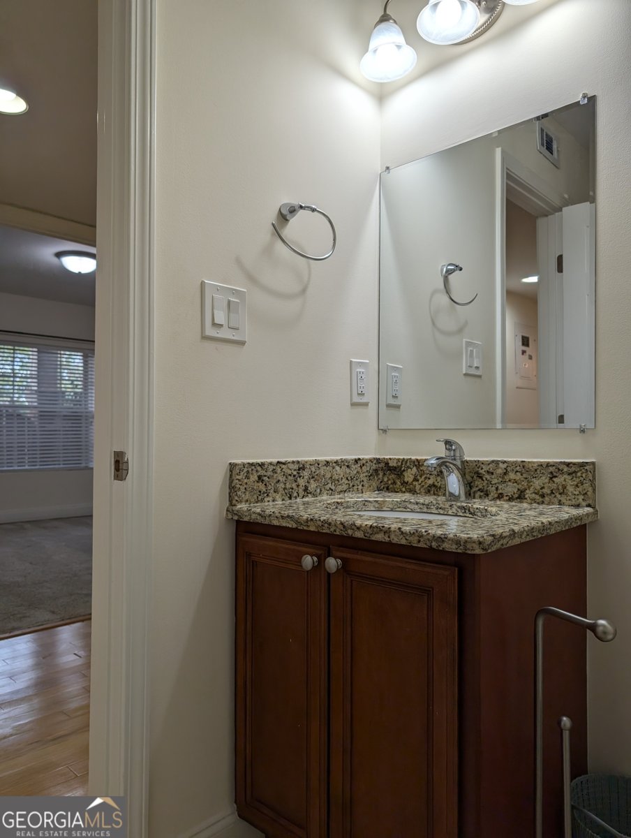 6980 ROSWELL Atlanta - 19