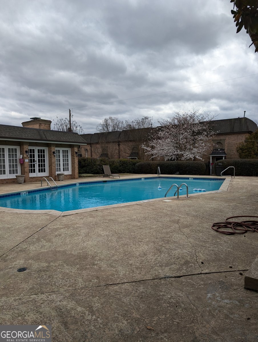 6980 ROSWELL Atlanta - 7