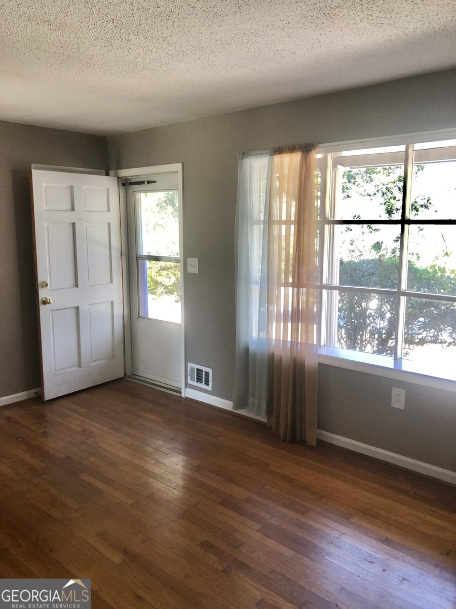 4572 Sahara Drive Atlanta - 4
