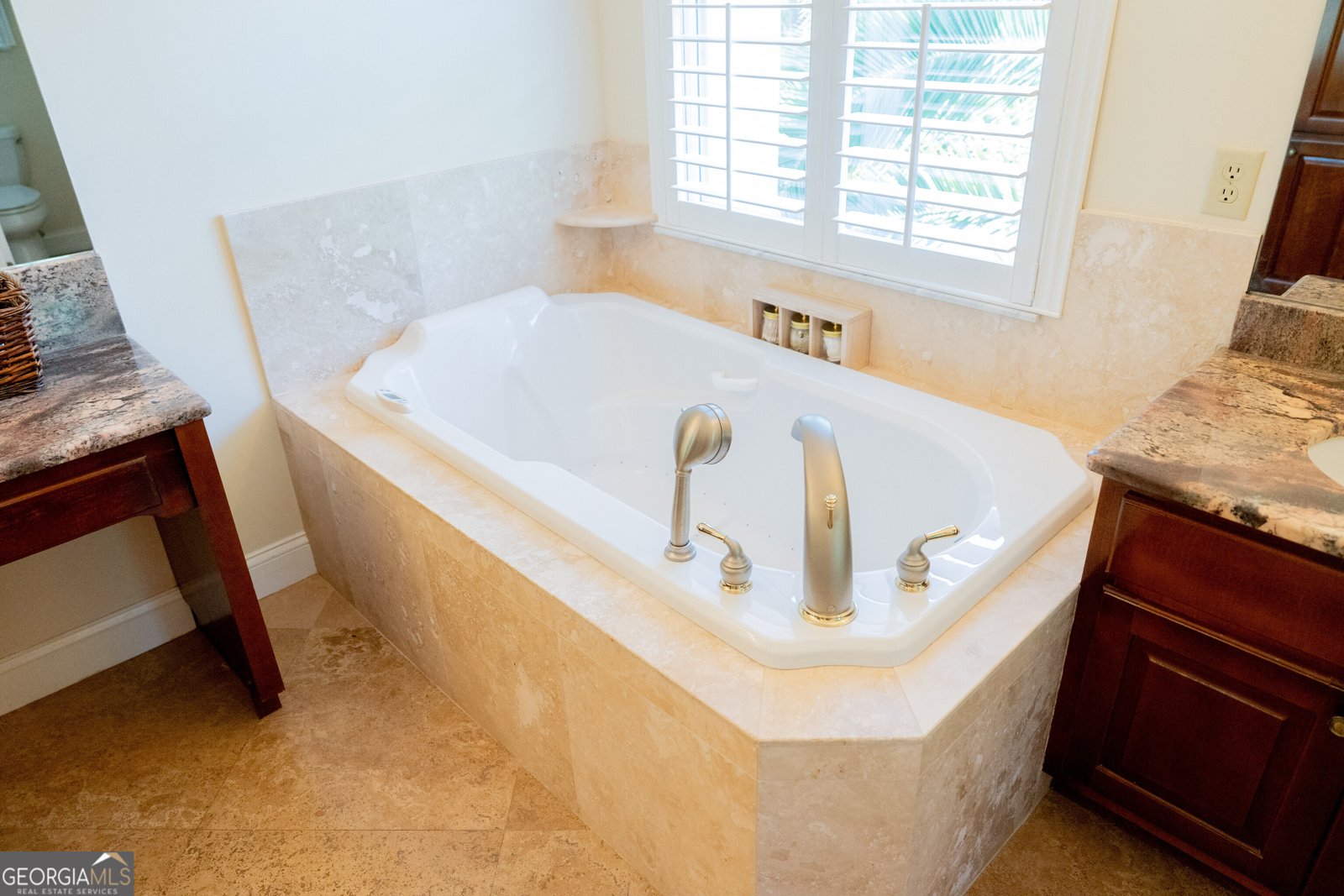 121 Ashton Lane Kingsland - 36