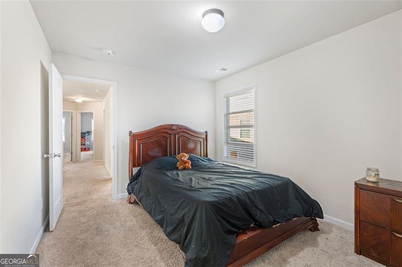 4050 IRONWOOD Drive Atlanta - 18