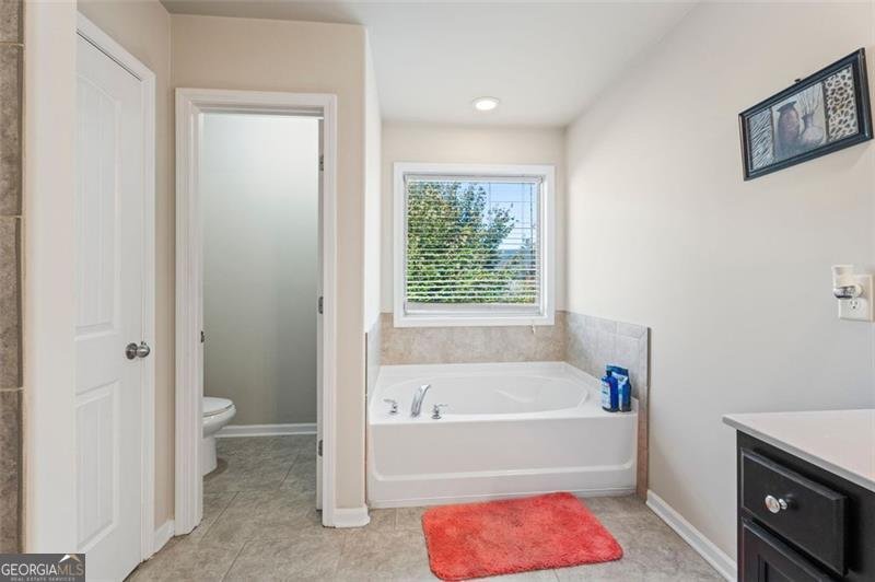 4050 IRONWOOD Drive Atlanta - 2