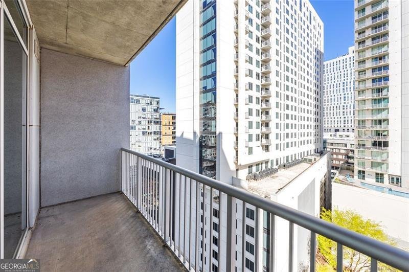 44 PEACHTREE Place Atlanta - 27