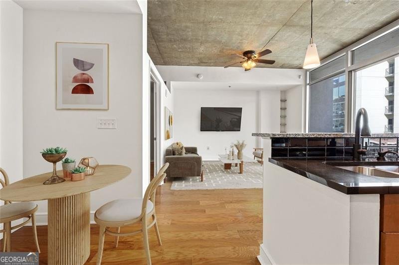 44 PEACHTREE Place Atlanta - 3