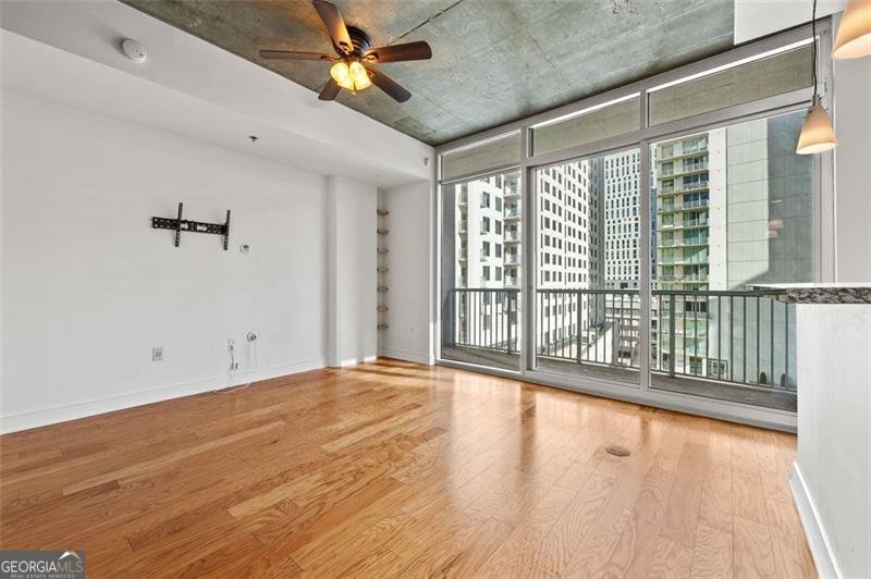 44 PEACHTREE Place Atlanta - 9