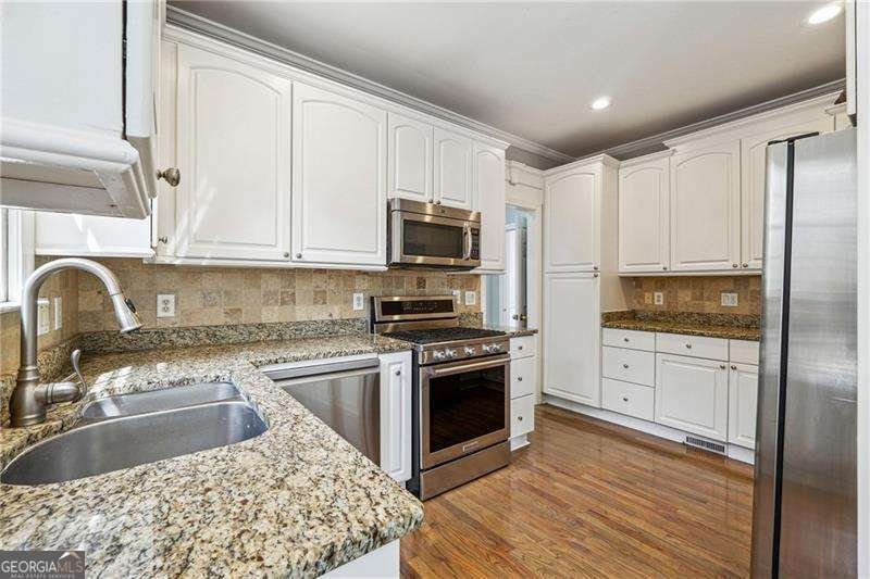 385 Sweet Ivy Lane Lawrenceville - 10