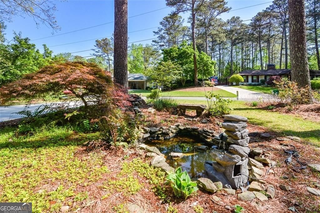4400 Huntington Circle Dunwoody - 4