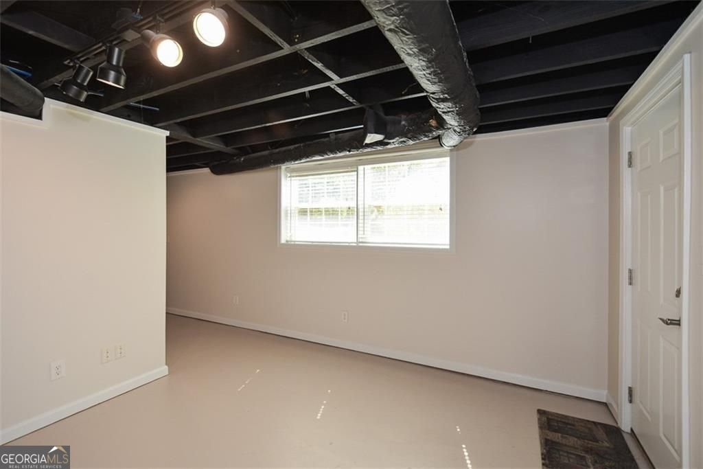 4400 Huntington Circle Dunwoody - 55