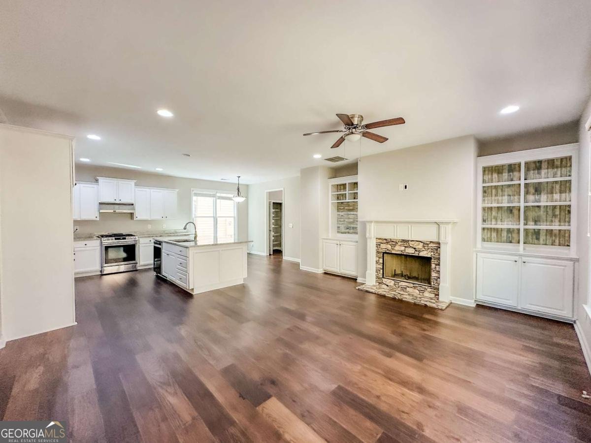 3780 Baxley Pine Trail Suwanee - 48