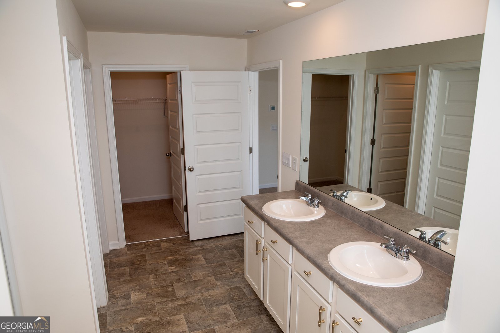 443 Faulkner Street Stockbridge - 12