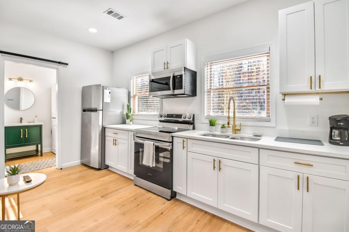 6828 Lockridge Drive Atlanta - 20