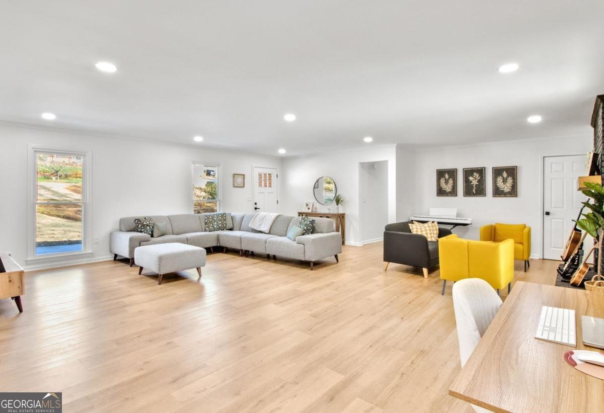 6828 Lockridge Drive Atlanta - 3