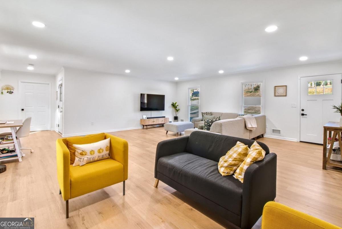 6828 Lockridge Drive Atlanta - 4