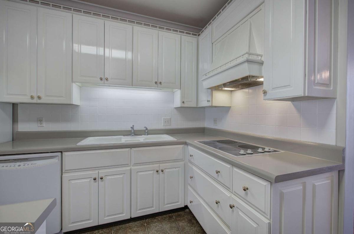 200 Shadowood Drive Calhoun - 6