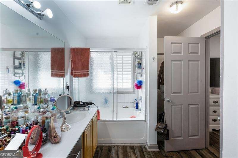 949 Tumlin Trace Lawrenceville - 24