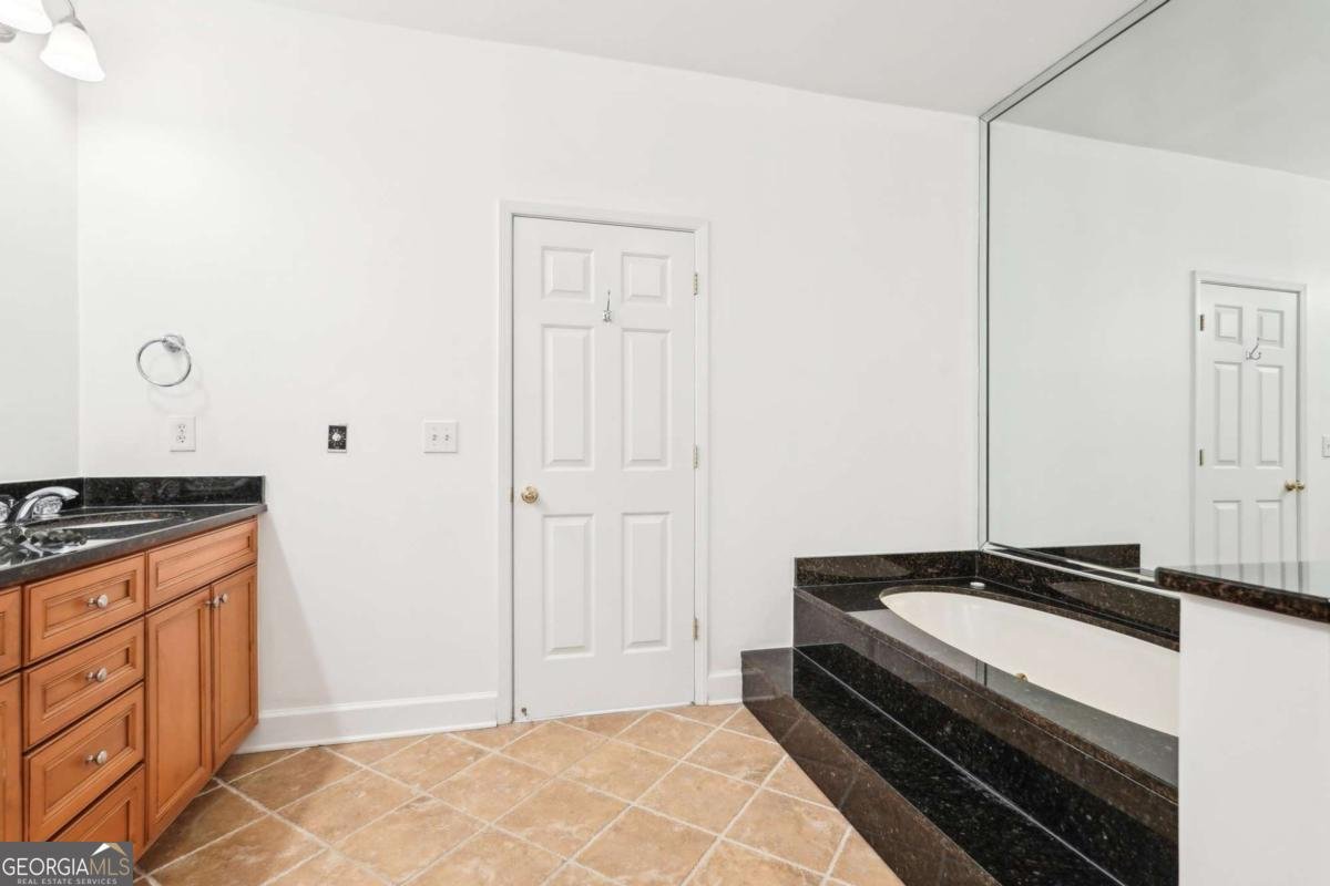 3071 Lenox Road Atlanta - 40