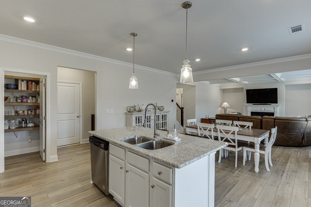 7046 Lancaster Crossing Flowery Branch - 18