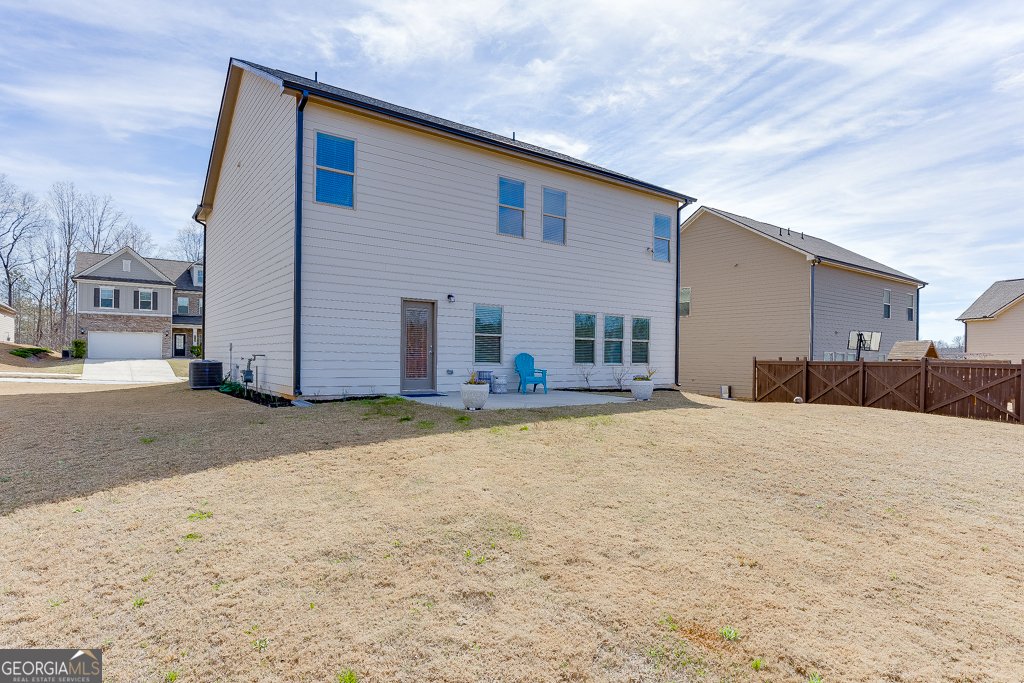 7046 Lancaster Crossing Flowery Branch - 40
